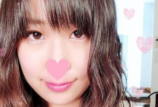 FC2PPV-874081 個人撮影♥S級清楚美女☆某飲食店ウェイトレス♥彼氏に内緒で早漏敏感まんこから愛液吹き出す窓際公開オナニー♥「こんなの知らない♥」自慰経験極少娘が指ズボ腰ガク痙攣連続絶頂♥【モザ無】おまけ写真集付