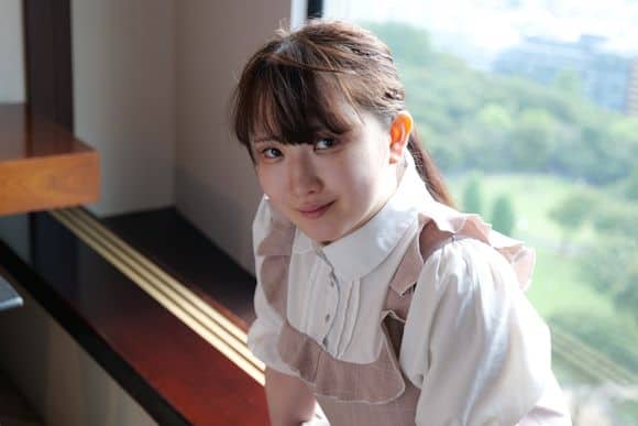 FC2PPV 1510055 [Super close-up] A large amount of saliva of a maid cafe clerk mouth super close-up blowjob pacifier interview 3 Akari