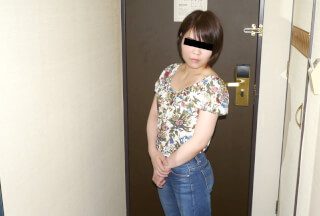 10musume 092320_01 A girl who is nervous got gently trained Sumire Kamogawa