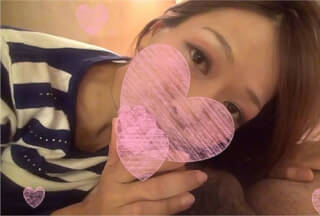 FC2PPV 714825 【連続中出し】S級美女×初3P　処女喪失して間も無いクセに「いっぱいください精子♥♥♥！！！」種付懇願ちんぽ大好きご奉仕ウェイトレスに容赦無し妊娠レベルの大量射精狭膣連続逆噴射【モザ無】おまけ動画有