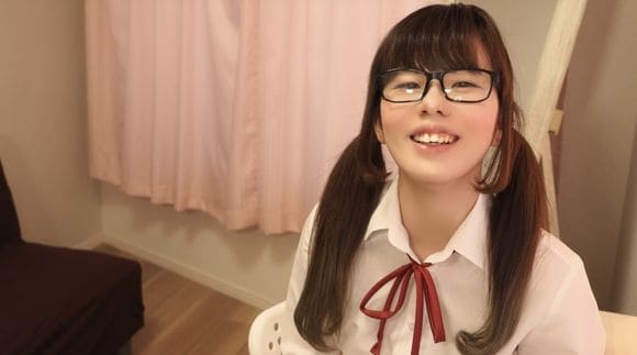 FC2PPV 1549878 【地味娘】参加して後悔した18歳に容赦ないごっくん5連発 ごっくんサークル特別編2 ゆい