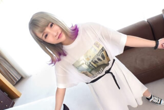 SIRO-4312 [First shot] [Pure white innocent body] [Beautiful ass protruding] A 20-year-old professional student who fascinates her unique appearance and obnoxious ass. Naive girlfriend who feels the pure white body lit up .. AV application on the net → AV experience shooting 1385