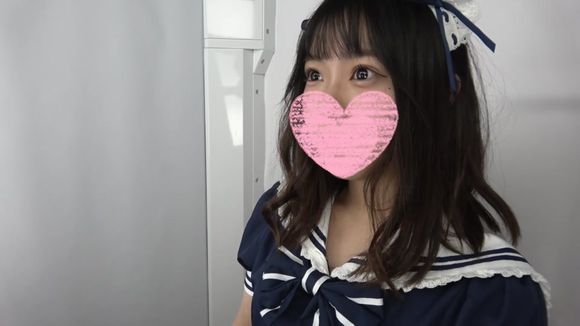 FC2PPV 1565390 初撮り❤️萌え萌えキュンなメイドさんをデートに誘って制服のまま中出ししちゃいました♪【個人撮影】