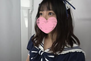 FC2PPV 1565390 初撮り❤️萌え萌えキュンなメイドさんをデートに誘って制服のまま中出ししちゃいました♪【個人撮影】
