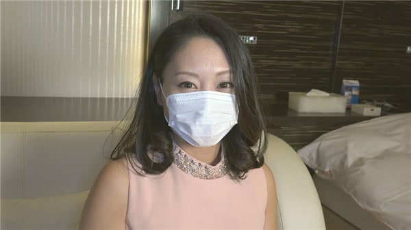 FC2PPV 752131 初撮り生中出し☆35歳の清楚系美人奥さま☆なんと初妊娠で大きくなったお腹をかかえながらも他人の生チンポにイキ悶えまくる変態人妻ｗｗ