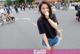 200GANA-2117 マジ軟派、初撮。 1371 クイズと騙されて生ち○ぽを握らされちゃう天然女子！驚き戸惑うもついつい巨根をチラ見！その一瞬を見逃さないナンパ師に丸め込まれて流されSEX！！