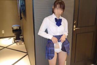 FC2PPV 1579571 【個撮】初めてのパパ活円光で緊張隠せない初心なJ系・やめて下さい！と言いながらもアソコは正直なエロ女子！勝手に生ハメ孕ませ中出し！