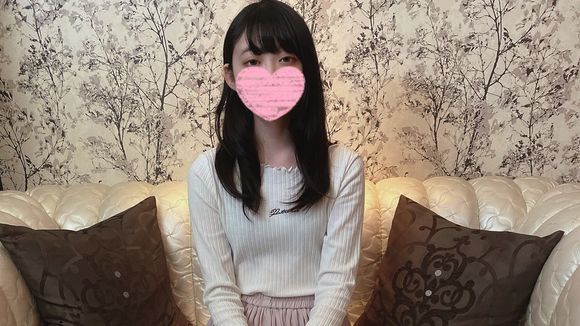 FC2PPV 1591233 初撮り❤️極上アイドル級清純派お嬢様！色白スレンダーちっぱい❤️～整ったお顔に精子をたっぷり添えて～【個人撮影】