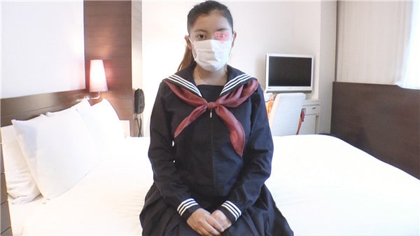 FC2PPV 797442 完全初撮り♥制服生ハメ♥スペイン人とのハーフ超絶美少女18歳♥乳輪がめっちゃエロいFカップ美乳！♥見た目はラテン系だけどマジでシャイなかえでちゃんにガチ中出し！♥※マスクなしおまけ映像特典付き