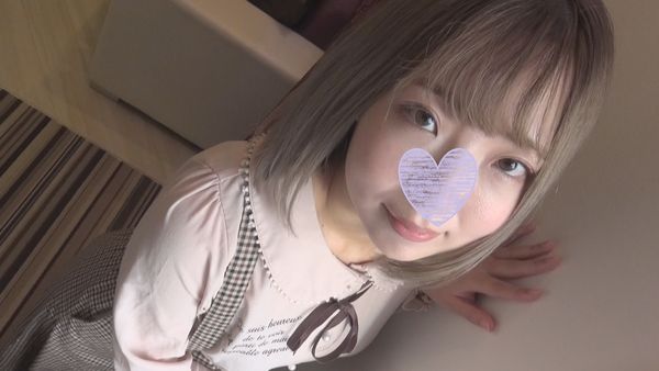 FC2PPV 1590468 【個人撮影】ことり32歳　敏感ボディの悶絶ロリ系パイパン美人妻に大量中出し