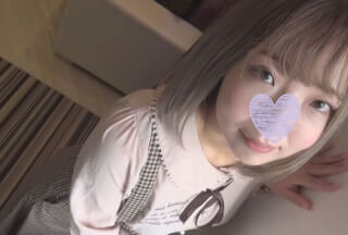 FC2PPV 1590468 【個人撮影】ことり32歳　敏感ボディの悶絶ロリ系パイパン美人妻に大量中出し