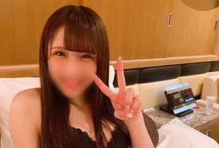 FC2PPV 1658413 【3種フェラ特化】手コキ×1ごっくん×2 美女3人にしゃぶられ舐めまわされて堪らず口内発射ごっくん！手コキ・お掃除フェラ・玉舐め※完全顔出し【4K特典あり】