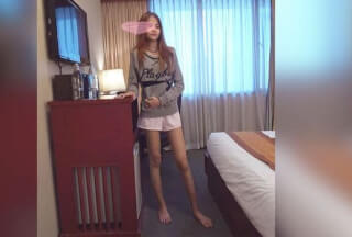 FC2PPV 1044452 3日間だけの販売です。人生2度目のセックスもおっさんに中出しされるKP〇Pアイドルみたいな美少女#マイ2