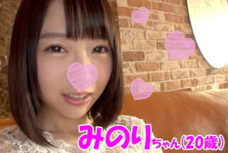 FC2PPV 1046105 【坂道系美少女】みのり（20）【激ハメ中出し編】アイドル顔に超細身★子供扱いしていたら、凄フェラで危うく暴発★速射してしまう位に超キツマンを突きまくり♪中出し【ハメ撮り】【豪華おまけ
