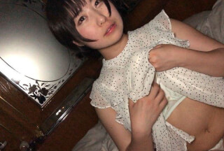 FC2PPV 875437 アイドルみたいな甘えん坊さん♪スタバ店員の20歳Ｅカップをハメてみたっ