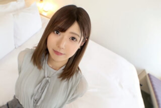 SIRO-4456 【初撮り】【隙有り美人受付嬢】【真摯な奉仕で..】受付に立っている高嶺の花が淫らに喘ぎ、感じ過ぎてしまう彼女は涙目で射精を懇願して.. ネットでAV応募→AV体験撮影 1482