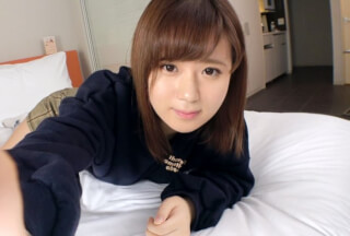 SIRO-4004 [First shot] [18 years old with tight skin] [Young C***d remains ..] A naive girl who says "I want to go to a zoo or an aquarium for a date!" Wets it … AV application on the net → AV experience shooting 1136