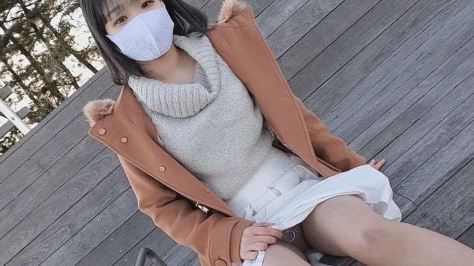 FC2PPV 1740261 27まで【無修正】上京してきた色白素朴少女。お泊り連続中出し