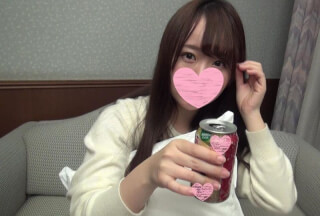 FC2PPV 1742363 ３Ｑレジェンド♥️緊急限定発売♥️152/40の発育途中な幼○体型♥️幼い笑顔と色白美裸体が眩しいお嬢様女子○生がドＭな本性を丸出しに♥️妊娠に怯えるロリ美少女の天然オマンコに大量生中出し♥️♥️