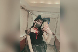 FC2PPV 1733809 【数量限定！衝撃価格！】現役女子大生モデルみなみちゃん第二弾！コスプレエッチして盛り上がりそのまま、、、、