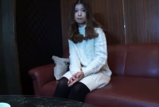 FC2PPV 1815773 【無】ちょっと儚げな、ゴージャス美人妻に中出し