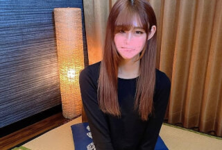 FC2PPV 1824407 華やかな職業の女性の見られてはいけない姿。初撮りSEXを中出しで。