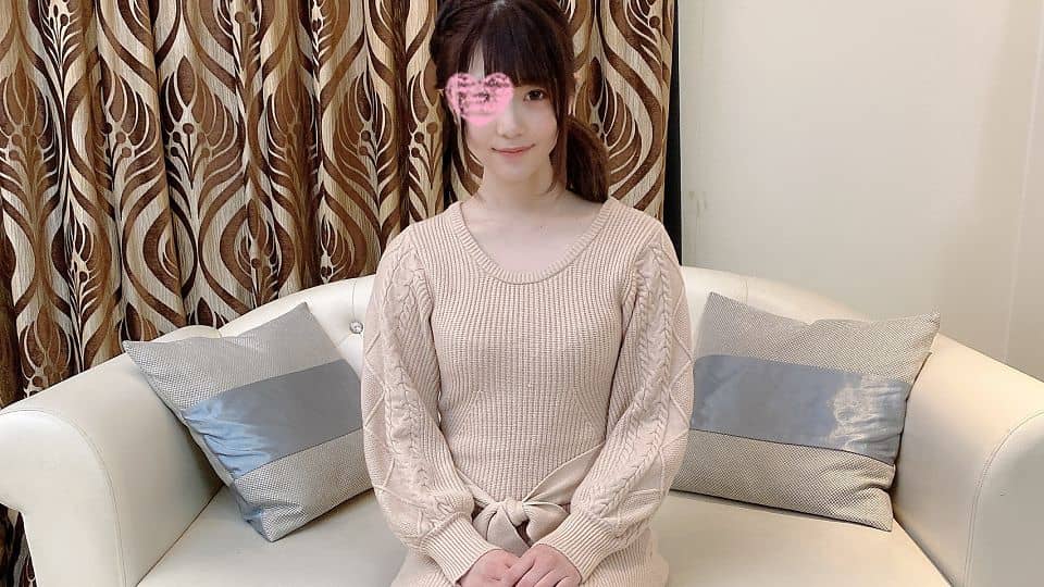 FC2PPV 1807259 １８歳の元地下アイドル。色白な肌と未成熟な身体、枕営業したプロデューサーから教わった得意のフェラで暴発寸前に。 ピンク色の綺麗なパイパンマンコにたっぷり中出し。