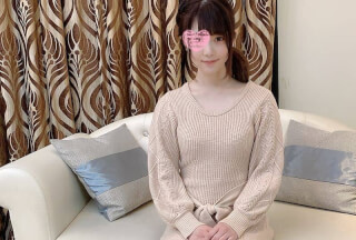 FC2PPV 1807259 １８歳の元地下アイドル。色白な肌と未成熟な身体、枕営業したプロデューサーから教わった得意のフェラで暴発寸前に。 ピンク色の綺麗なパイパンマンコにたっぷり中出し。