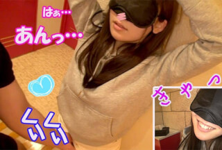 FC2PPV 1148350 [Black pantyhose & blindfold] Sana (21) [Creampie in eye mask] Anyway, I called cute Sana to the hotel at the end of my part-time job and rolled it up. Blindfolded electric massager T*****e and panting and rolling [bonus]
