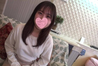FC2PPV 1860538 ☆ First shot ☆ Complete appearance ☆ Freshly made new poor idol ♥ Creampie with a tense and unfussy beautiful girl ♥ [Personal shooting]