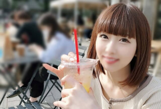 FC2PPV 1861016 顔出し！！個数限定【無修正】街で偶然出会った美少女はまさかの現役女子大生だった・・・2度と逢えない気がして中出し！！