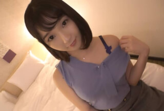 SIRO-4103 [First shot] [Job hunting student with fair skin] [Serious girlfriend ..] Baptism of a member of society to a job hunting student with a young face. If you teach pleasure with a big cock .. AV application on the net → AV experience shooting 1189