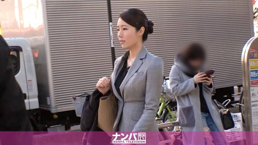 200GANA-2264 マジ軟派、初撮。 1463 ルート営業中のスーツ美女をナンパ！品と知性が溢れ出る我々とは別世界の人間だと思いきや…カラダを弄られキャラ崩壊♪”超堅実”タイプの女性が一変し、”超スケベ”な性欲モンスターと化す♪