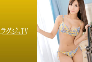 259LUXU-1257 Luxury TV 1237 Editor-in-chief of a beauty magazine who suffers from frustrating days without encountering men in inverse proportion to increasing libido! Change from underwear that is too obscene to a bikini … If you accept a big cock in a secret part that is hungry for pleasure, you will panting with a fascinating expression!