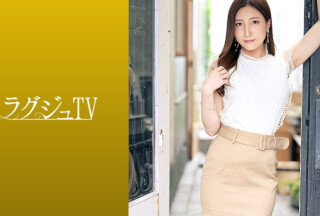 259LUXU-1285 ラグジュTV 1274 極上スタイルの美しきキャビンアテンダントが、ドSな彼の指令でAV出演！恍惚な表情で巨根を咥え、濃密な前戯に全身を震わせ昇天！イイ女が恥じらいもなく淫れる姿に世の男性を虜にすること間違いなし！ (南マナ)