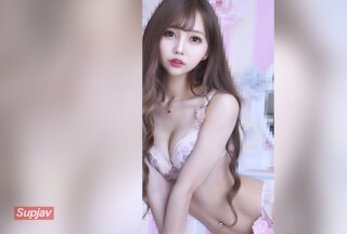 FC2PPV 2367741 (For A Limited Time) Invite An Erotic Beauty Who Was Walking In A Super Mini Skirt To Her Home And Cum Inside Her 3rd Year