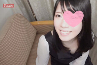 FC2PPV 2376860 Until 10/31 (Sun) 1980pt⇒990pt [First Shot ♡ / None] I Was Surprised When A Slender And Neat College Student Took Off! De M-Chan Who Is Very Shy And Quiet But Suddenly Changes In Front Of A Big Cock ♥ Massive Firing Twice In A Row In The Mouth And During Life! !!