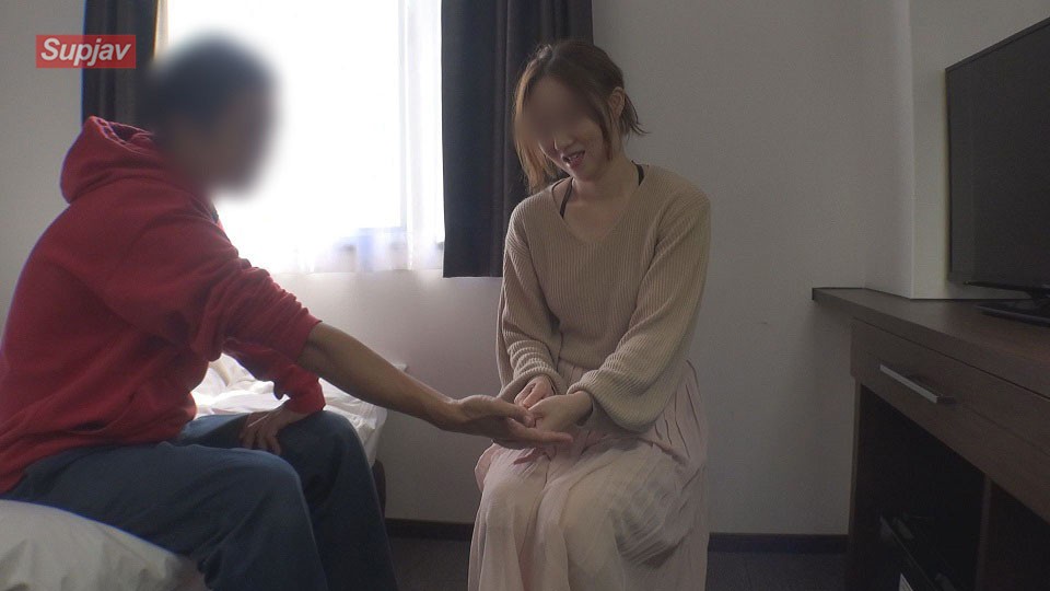 FC2PPV 1281572 【無修正ｘ個人撮影】椎名●檎似のエキゾチックな容姿の子持ち美人妻なのに援助7人、縛りプレイ好き!?の変態だった！【＃サポ】