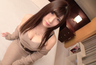 SIRO-4714 【初撮り】【むっちり美尻】【激グラインド騎乗位】1年以上ご無沙汰で、グラマラスボディを持て余す美容部員を発掘。「奥きもちいぃッ…」と連呼しながら騎乗位で腰を激しくグラインドさせ痴態を露わにして.. ネットでAV応募→AV体験撮影 1694