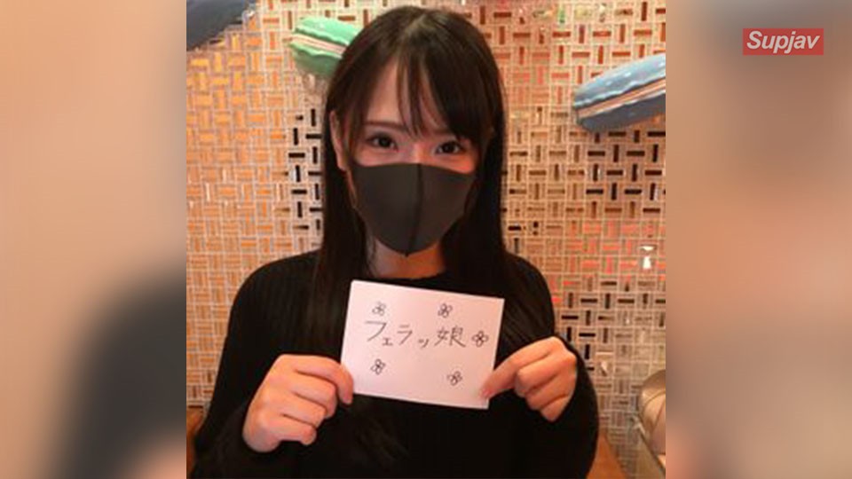 FC2PPV 2482750 美少女ひなたちゃん電撃降臨。美味しそうに咥える電撃フェラで大量顔射。