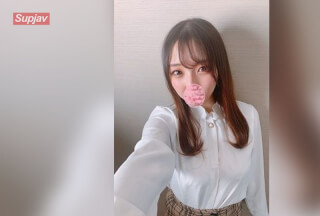 FC2PPV 2482925 【250本完売御礼!本数限定1980】18歳で乃木坂レベルの女の子。無許可流出。名器なアイドルマンコに中出し射精し逆流する大量精子。さらに彼女初のパイズリ挟射したのだが・・・