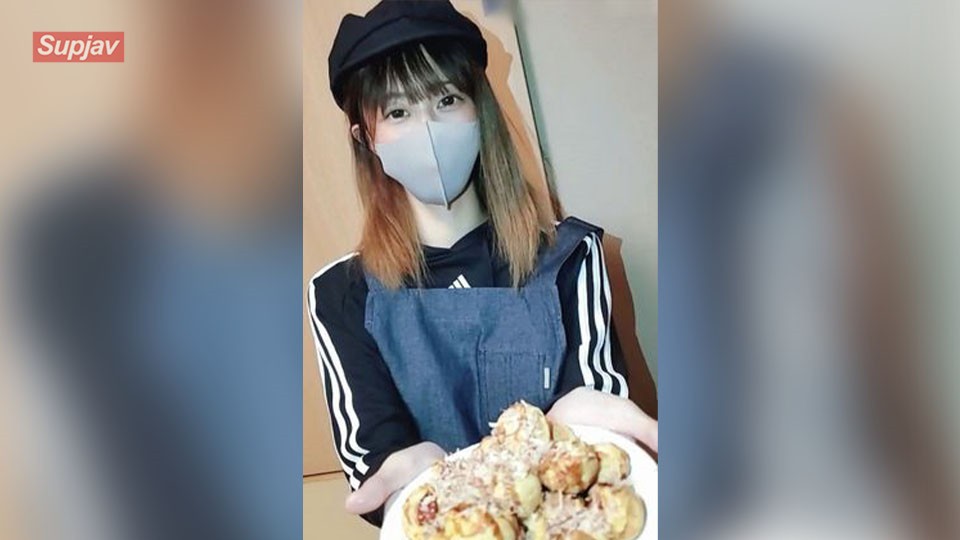 FC2PPV 2518531 テキ屋のスレンダーギャル。「入れて」とおねだり「イクイク」連発・中出し※年末特価100本限定