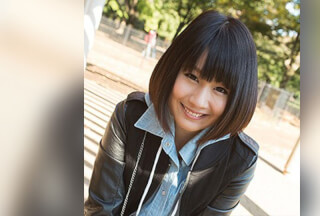 STREET-339 Mari (Ako Momona)