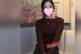 FC2PPV 2523509 【完全顔出し】【無修正】【中出し】【パイパン】♥️ハメ撮りされてみたいかもで出会ったスレンダーお姉さん系超美人♥️！！超エロ体質※レビュー特典／高画質Ver