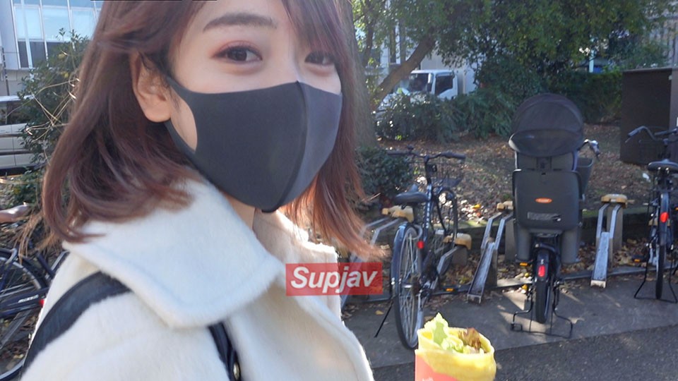 FC2PPV 2564689 顔出し・初撮影！！個数限定！【無修正】僕の性器を巨乳で挟み不敵な笑みを浮かべ刺激する・・・卑猥な事が好きそうな淫乱巨乳専門学生に2回中出し！！（長編）