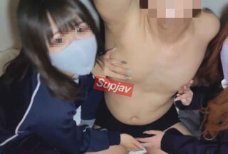 FC2PPV [No Eye Moza] Two Active Middle School Friends ② And 3p. Playing Uncle’S Penis As A Toy * February Only