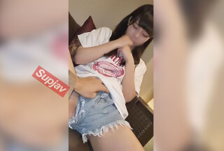 FC2PPV 1412577 【無修正】敏感で純朴な田舎娘・お泊りセックス・感じ過ぎ連続中出し(57分)