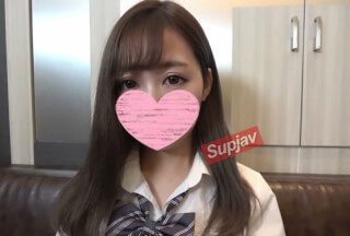 FC2PPV 1424109 初撮り♥タピオカ屋さんからの転職は出来るのか？149/40☆小顔でタピオカより大きい潤んだ瞳で見つめられ・喘がれたら男はみんなイチコロですｗ