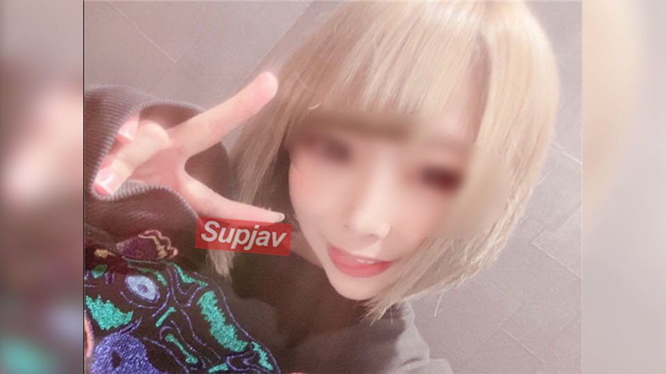 FC2PPV 1425526 FC2内で有名なGカップ◯◯ちゃんが汚いおっさん達8人にどくどくと何度も生中出しされる酒池肉林の輪姦パーティに潜入して撮影してきました。