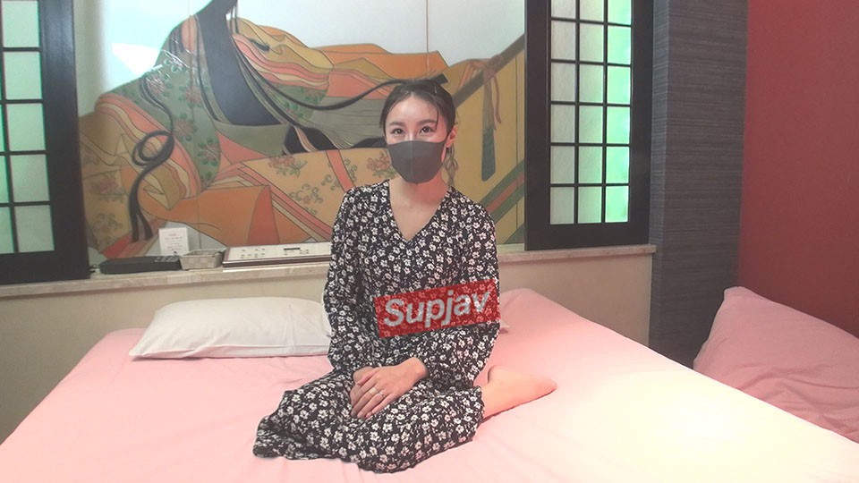 FC2PPV 2686340 【初撮り】４日後に結婚する美しすぎる花嫁に生中出し☆「結婚を決めたのは、彼から母性本能を感じたからです」美尻花嫁に高速立ちバックでフラフラ＋中出し懇願【個人撮影】ZIP付